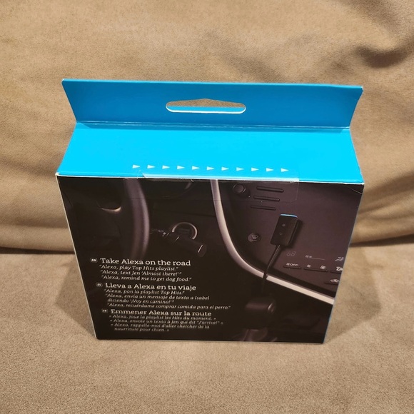 Amazon Echo Auto - Picture 2 of 5